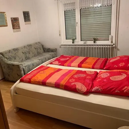 Kleines Ostfriesenhaus Mitten Im Gruenen, Mindestaufenthalt 3 Tage, Bitte Vorher Anfragen, Endreinigung 60 Vor Ort An Hausverwalter, Tier Pro Tag 5 Osteel Exterior photo